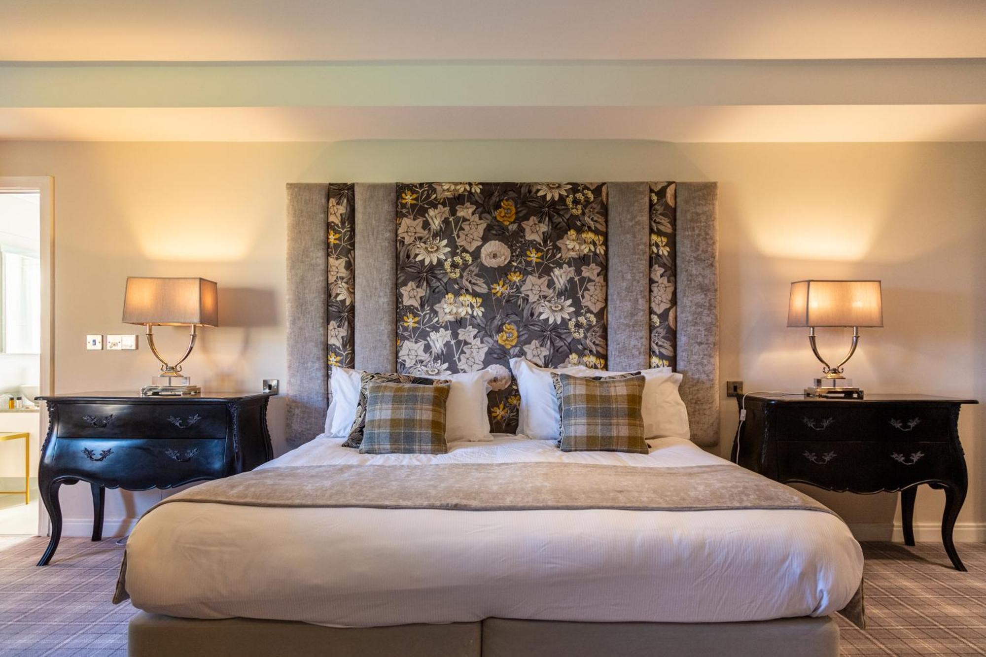 Peak Edge Hotel Честерфилд Экстерьер фото