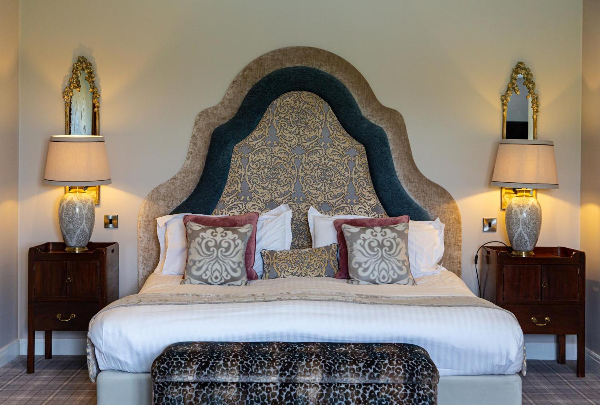 Peak Edge Hotel Честерфилд Экстерьер фото