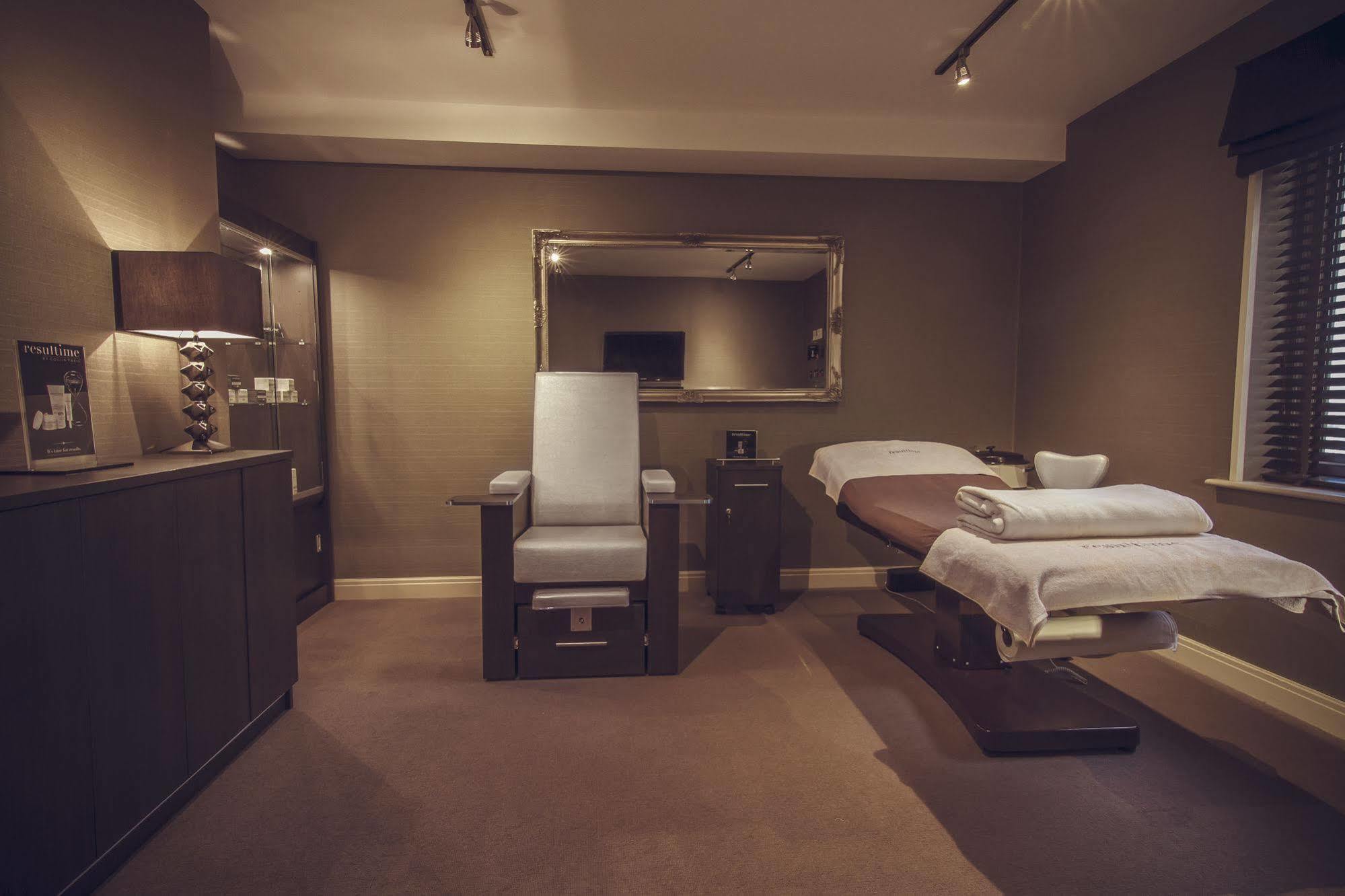 Peak Edge Hotel Честерфилд Экстерьер фото